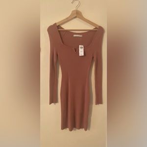 Abercrombie & Fitch dusty pink notch-neck sweater dress, NWT size XS